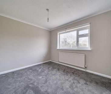 Ascot Road, Maidenhead, SL6 - Photo 2