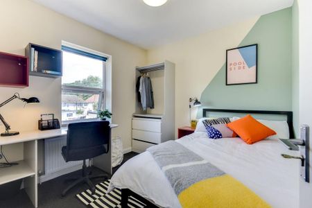 1 bedroom in a house share to rent - Photo 3