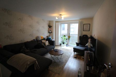 3 bedroom terraced house to rent - Photo 5
