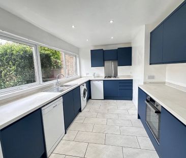 Somner Close, Canterbury, CT2 8LJ, Kent - Photo 1