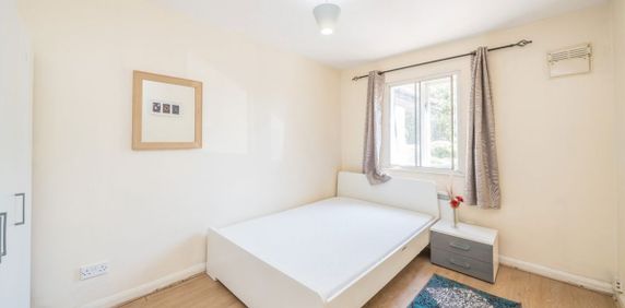 Lampton Road, TW3, London - Photo 2