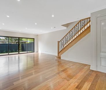 12A Browning Drive, Glen Waverley - Photo 1