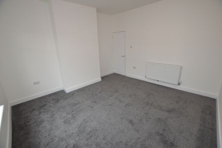 2 Bedroom Terraced House - Photo 5