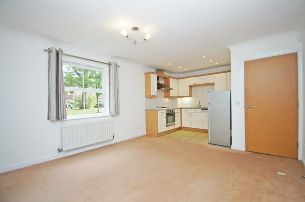 2 bedroom flat to rent - Photo 1