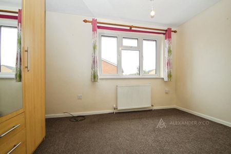 2 bedroom semi-detached house to rent - Photo 2