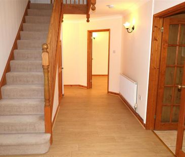 4 bedroom bungalow to rent - Photo 2