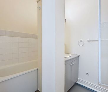 Location Appartement 3 pièces 90m² ROUEN 76000 - Photo 4