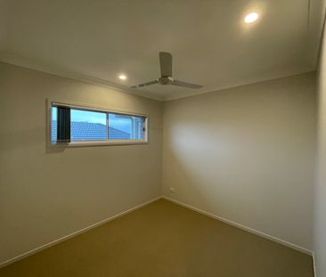 2 Mallow Court, Collingwood Park QLD 4301 - House For Rent | Domain - Photo 6