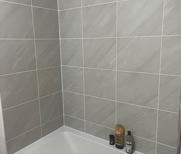 2 Bed Flat, Hengrove Way, BS4 - Photo 5