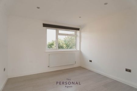 Cheam Road, Epsom - Photo 3