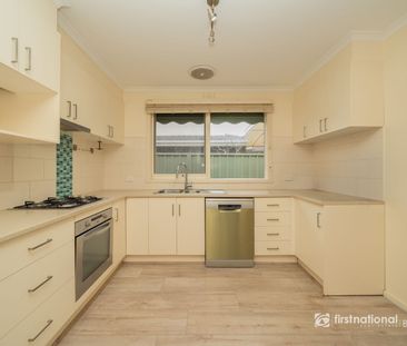 Ideal and Comfort Family Home - Photo 5
