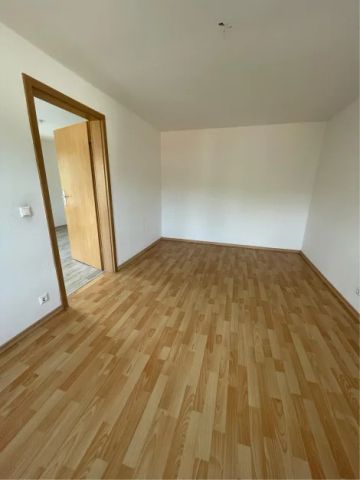 Zweiraumwohnung mit Einbauküche in zentraler Lage - Photo 4