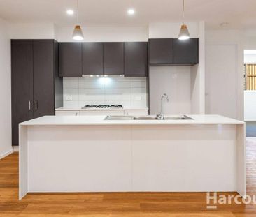 Modern Family Home in Branyan! - Photo 3