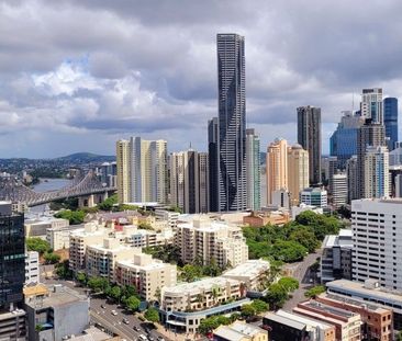 1Bed 1Bath + 1Study + 1Car Penthouse with Stunning City Story Bridg... - Photo 5