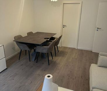 Renovierte 3 Zimmer Wohnung mit Balkon und Küche - Photo 1