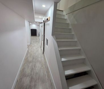 For Lease - 54 Shakespeare Crescent, Barrie, Ontario - Photo 4