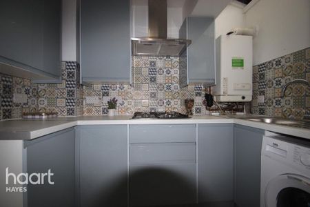 1 bedroom semi-detached house to rent - Photo 4