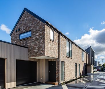 2 Bed As New Townhouse in Merivale/St Albans - Photo 3