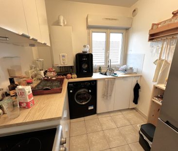 Location Appartement 2 pièces 38m² ST MAUR DES FOSSES 94100 - Photo 4