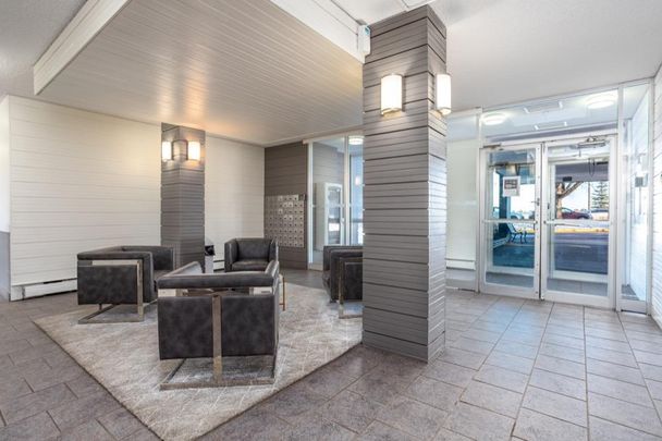 5210 122 Street Northwest, Alberta, T6H 3S4, Edmonton - Photo 1