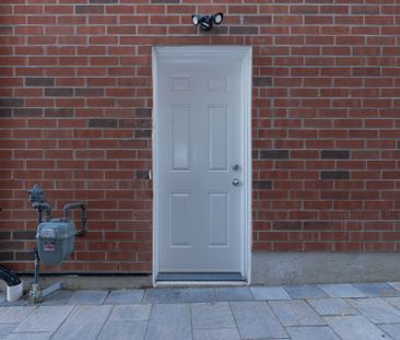 For Lease - 53 Cisco Drive, Whitby, Ontario - Photo 3