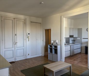 Location Appartement 2 pièces 62m² BORDEAUX 33000 - Photo 6