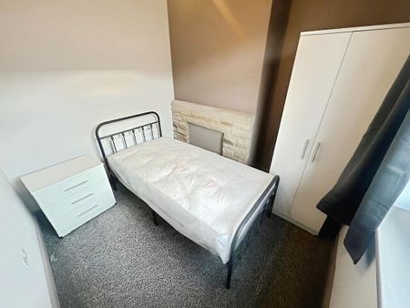 5 bedroom house to rent - Photo 3