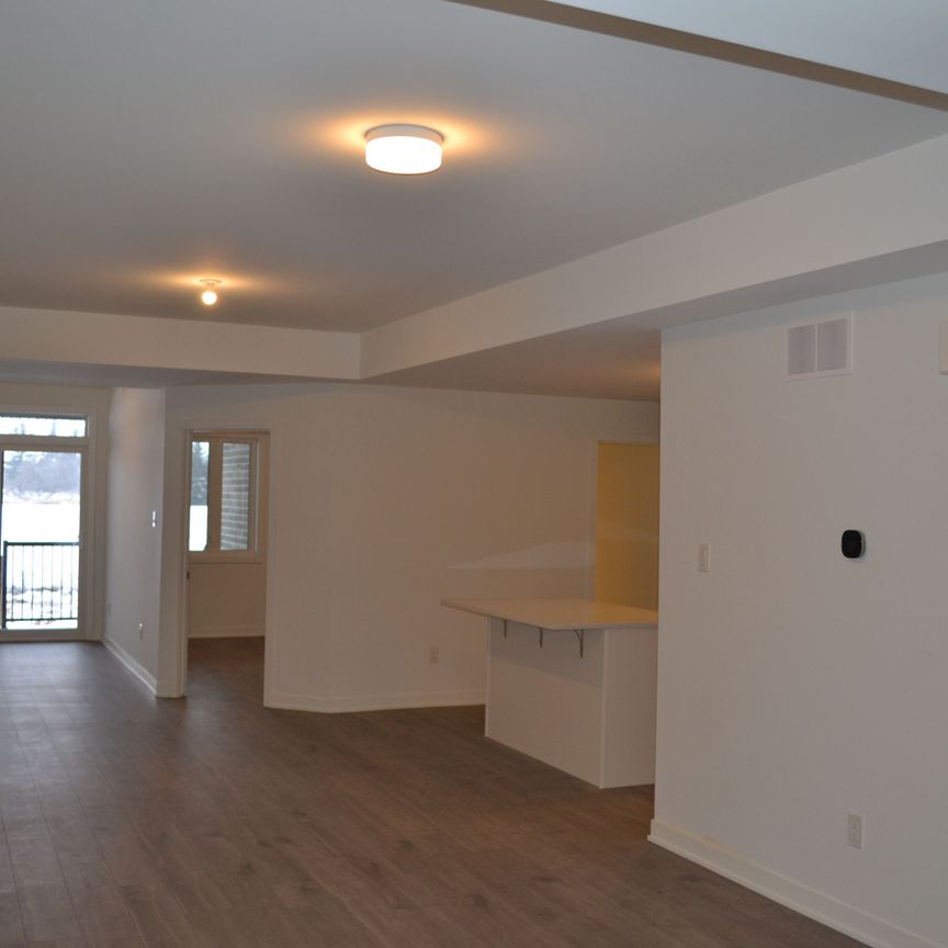 For Lease - 373 Olivenite Private, Barrhaven, Ontario - Photo 1