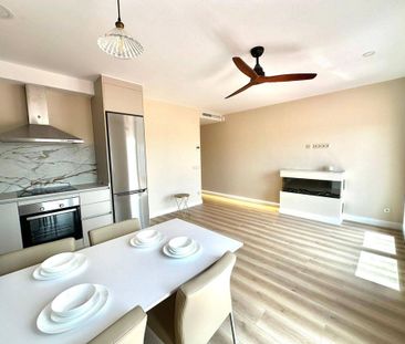 2 bedroom luxury penthouse for rent in Barcelona, Catalonia - Photo 6