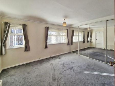 3 bedroom semi-detached house to rent - Photo 5