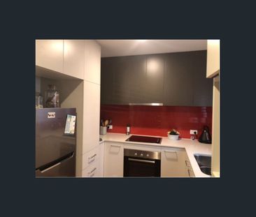 Don't miss out on this light and bright 1 Bedroom 1 Bathroom Apartment - Photo 5