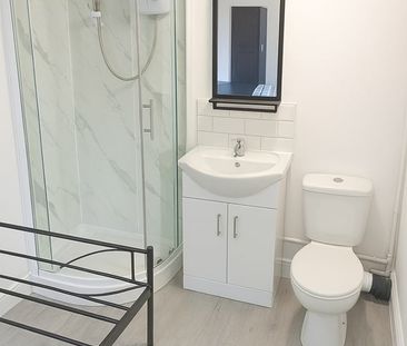 Studio Flat, Lower Ford Street, CV1 - Photo 2