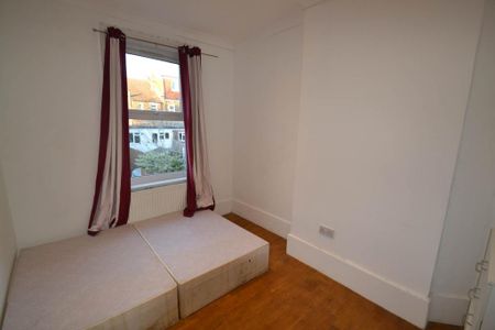 House share to rent - Photo 4