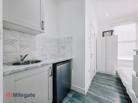 Studio to rent - Photo 4