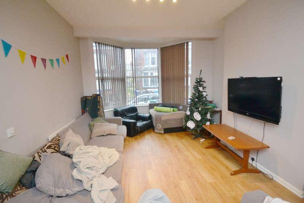 Curzon Avenue, Victoria Park, Manchester, M14 - Photo 1