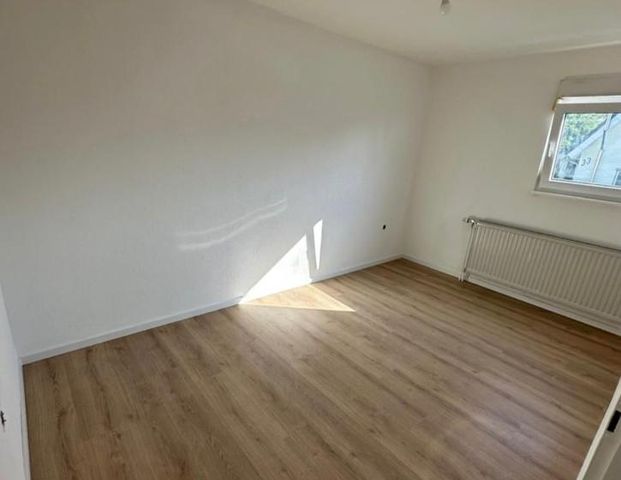 3-Zimmer-Wohnung mit Balkon – frisch renoviert, ruhig & gepflegt - Foto 1