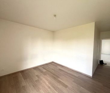 Location appartement 3 pièces 72.85 m² à Hérouville-Saint-Clair (14... - Photo 2