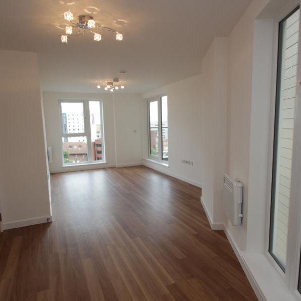 Guildford Road, Woking, Surrey, GU22 - Photo 1