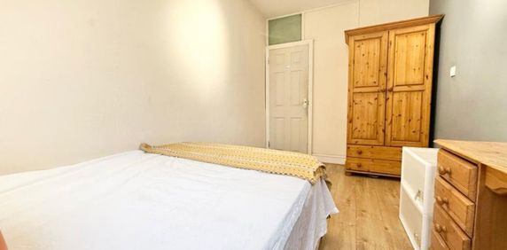 Room in a Shared House, Llandovery House, E14 - Photo 2