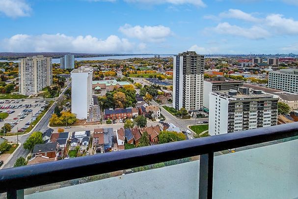 For Lease - 15 Queen Street Unit# 2011, Hamilton, Ontario - Photo 1