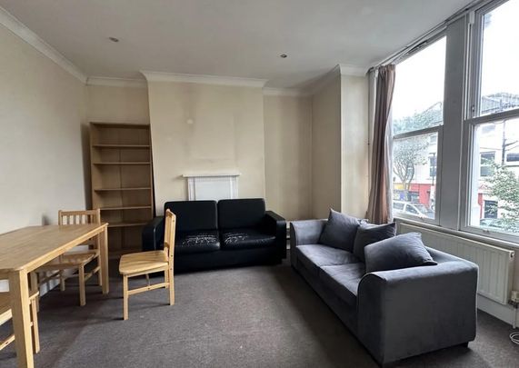 3 bedroom flat to rent - Photo 1