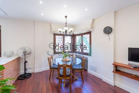 Alquiler de piso en Avenida de Bimenes - Photo 3