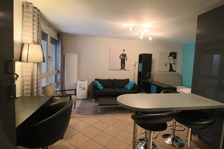 Studio meublé tt équipé, secteur préfecture, dispo le 16/01 ! - Photo 2