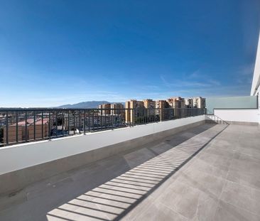 Ático de alquiler en Calle Menorca, Los Guindos - Parque Mediterrán... - Photo 4