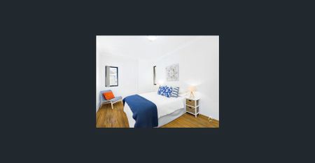 Sensational And Spacious Three Bedroom Apartment In Prime Locale - Photo 2