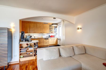 Spacious apartment with wintergarden - Photo 3