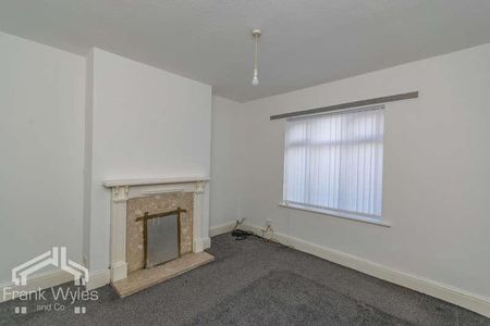 Curzon Road, Lytham St. Annes, Lancashire, FY8 - Photo 3