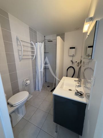 Location Appartement 1 pièce 26m² - Photo 2