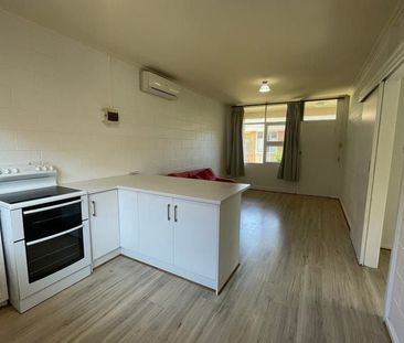 8/21 Nile Street, Glenelg - Photo 4