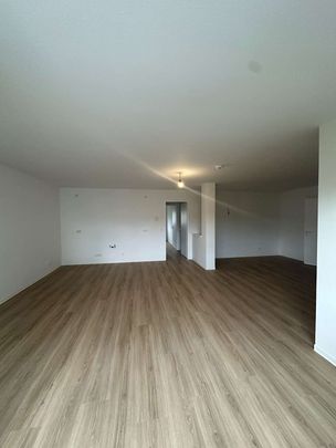4-Zimmer-Wohnung mit Balkon, offener Küche, Gäste-WC - Photo 1